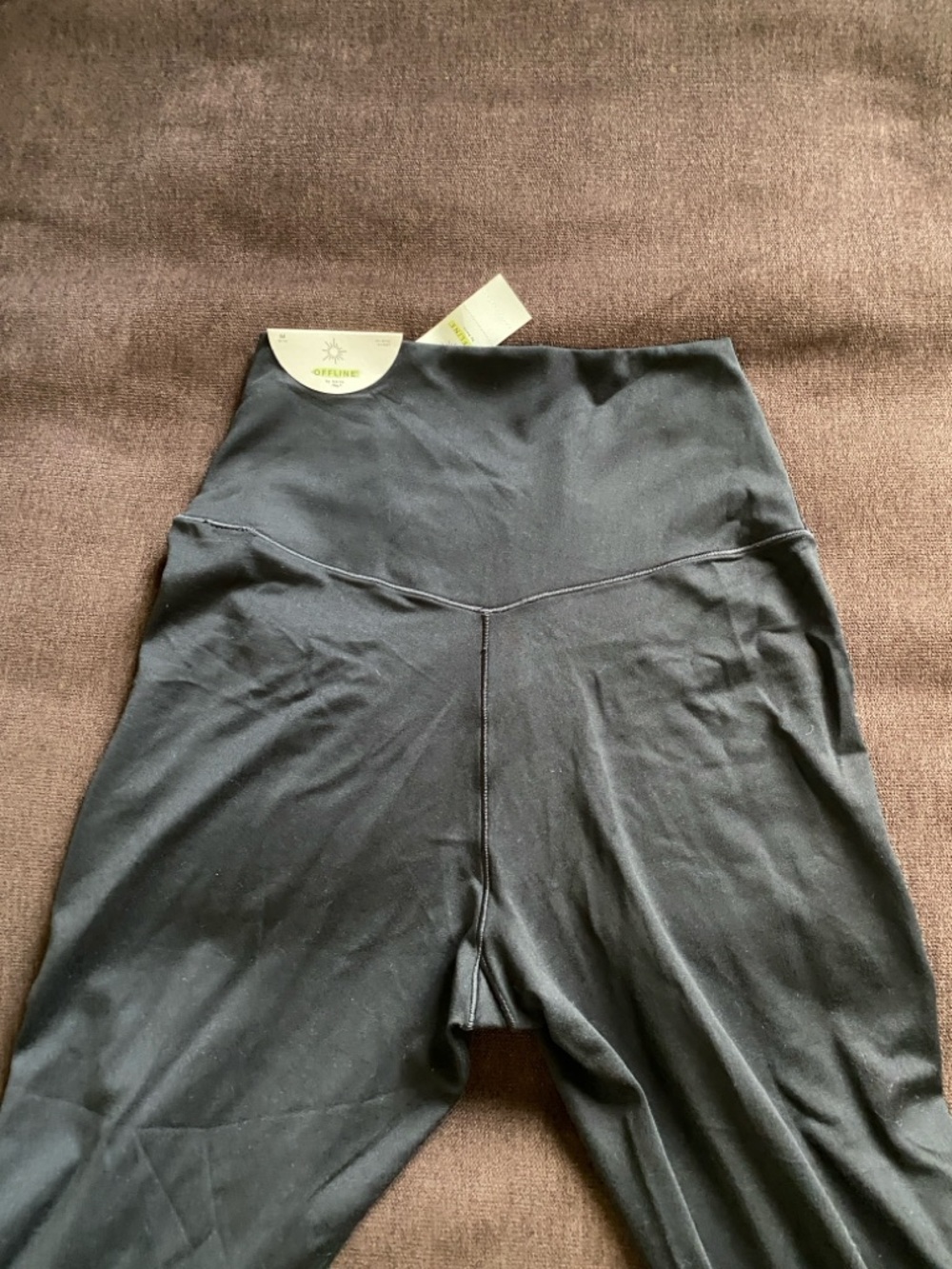 LAST DAY ON POSH 8/15/26 Black Flared Yoga Pants V Waistband Short Length Medium - Picture 5 of 5
